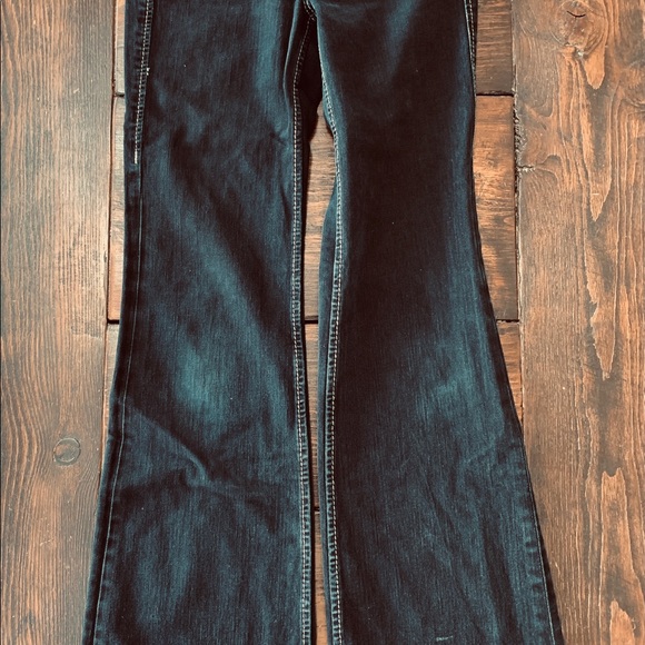 True Religion Vintage Flair Jeans.  US26 - Picture 3 of 5